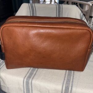 Brown unisex travel or toiletry bag